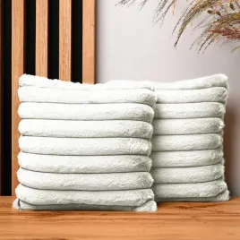 dekoracyjna-poszewka-na-poduszke-30x30cm-imitacji-futra-z-przeszyciami