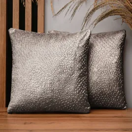 dekoracyjna-poszewka-jasiek-na-poduszke-35x35-cm-ciemnobezowa-welurowa