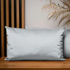 dekoracyjna-poszewka-na-poduszke-30x50-cm-w-kolorze-blekitnym-welurowa