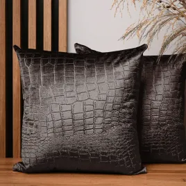 dekoracyjna-poszewka-na-poduszke-45x45cm-w-kolorze-brazowym-welurowa