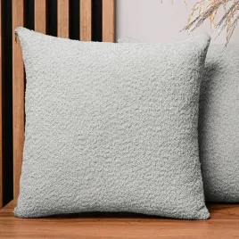 dekoracyjna-poszewka-na-poduszke-60x60-cm-w-kolorze-jasnoszarym