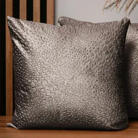 poszewka-dekoracyjna-55x55-cm-ciemnobezowy-welur-kropelki