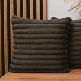 dekoracyjna-poszewka-na-poduszke-45x45-cm-w-kolorze-szaro-brazowym