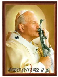 obraz-w-ramie-o-tematyce-religijnej-w-rozmiarze-50x70cm-jan-pawel-ii-z-kr