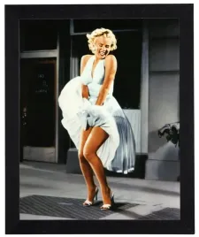 nowoczesny-obraz-w-czarnej-ramie-w-rozmiarze-40x50-cm-marilyn-monroe-2