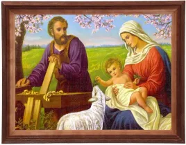 obraz-sw-rodzina-z-owieczka-30x40-cm-w-drewnianej-ramie