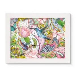 nowoczesny-obraz-w-bialej-ramie-o-wymiarach-30x40-cm-humming-bird