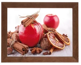 nowoczesny-obraz-w-brazowej-szerokiej-ramie-o-wymiarach-30x40-cm-apple-1