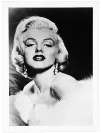obraz-w-bialej-szerokiej-ramie-w-rozmiarze-50x70-cm-marilyn-monroe-1