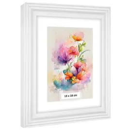 biala-frezowana-ramka-na-zdjecia-13x18-cm-z-naturalnego-drewna