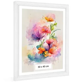 biala-drewniana-ramka-frezowana-na-zdjecia-30x40-cm-stylowa-i-trwala