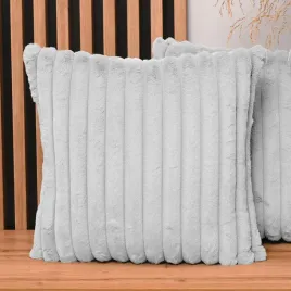 jasnoszara-poszewka-na-poduszke-50x50-cm-z-imitacji-futra-sciegiem