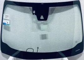 szybaczolowa-lexus-ux-2019-grzana-kamera-sensor-antena