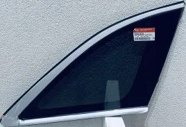 szyba-karoseryjna-tylna-prawa-kia-sorento-2015-ciemna-oryginal