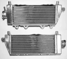 chlodnica-yamaha-yz-250-02-17-wzmocniona-prawa-z-korkiem-aluminium