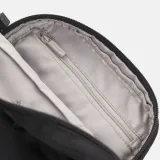 torba-na-ramie-hedgren-rush-mini-2l-black-plec-produkt-uniseks