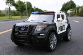 auto-na-akumulator-police-policja-dla-dziecka-z-megafonem-i-radiem-miekkie