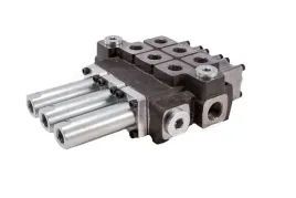 rozdzielacz-hydrauliczy-3-sekcyjny-max-przeplyw-40l-sterowany-na-linke-w-ro