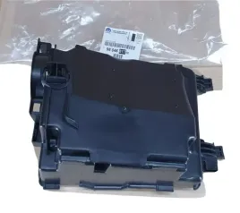 obudowa-bezpiecznikow-citroen-peugeot-9804681780