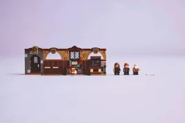 lego-harry-potter-76442-zamek-hogwart-zajecia-z-zaklec-i-urokow