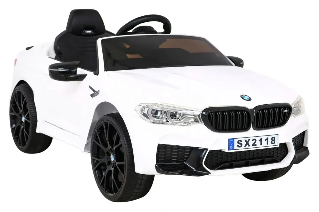 pojazd-bmw-m5-drift-bialy