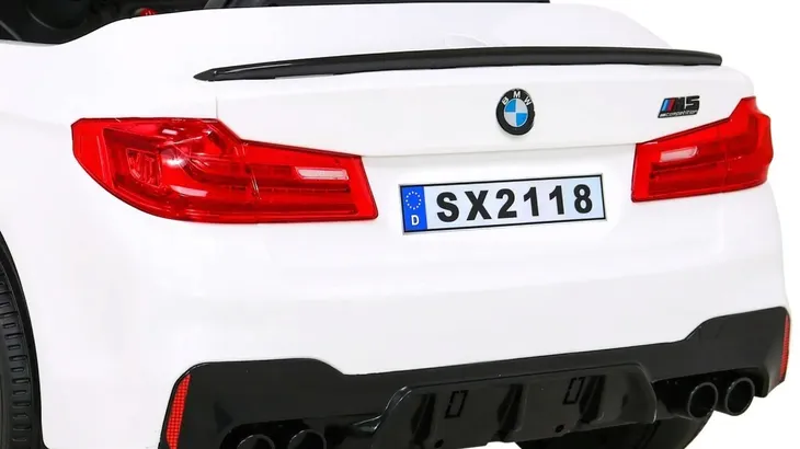 pojazd-bmw-m5-drift-bialy-marka-bmw-wiek-dziecka-3-lata