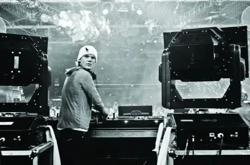 true-avicii-by-avicii-wysokosc-1-cm