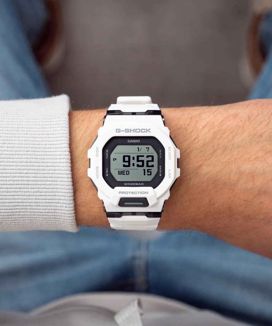 zegarek-casio-g-shock-g-squad-casio-gbd-200-7er-stan-nowy
