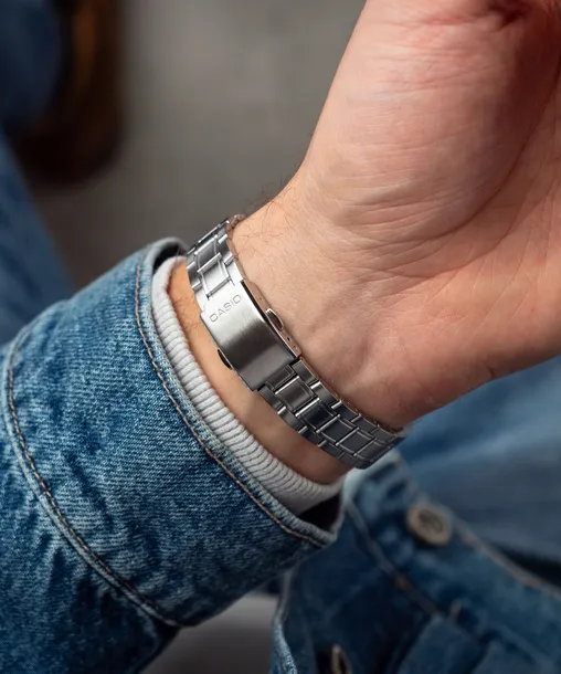 zegarek-casio-duro-diver-rodzaj-analogowe