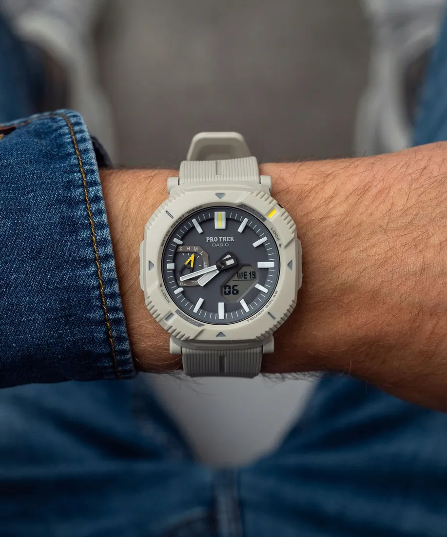 zegarek-meski-casio-protrek-hiker-solar-stan-nowy