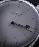 zegarek-junghans-max-bill-mega-solar-radio-controlled-ksztalt-koperty-okragla