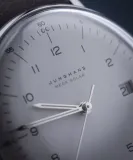 zegarek-junghans-max-bill-mega-solar-radio-controlled-ksztalt-koperty-okragla