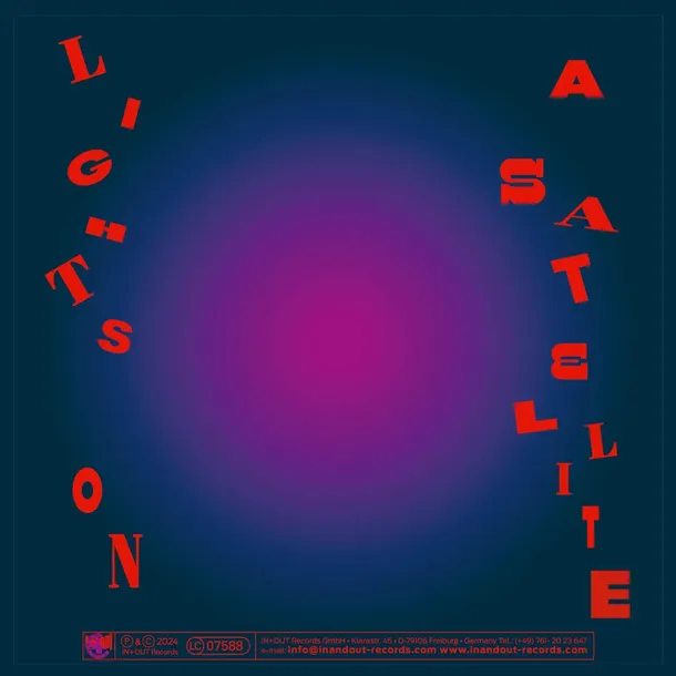 lights-on-a-satellite-vinyl-nosnik-cd