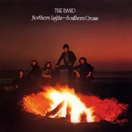 northern-lights-southern-cross