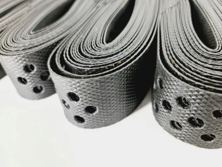 2-x-geokrata-na-skarpy-kratka-na-parking-trawnikowa-3-x-5-m-15-m2-stan-powystawowy-material-dominujacy-tworzywo-sztuczne