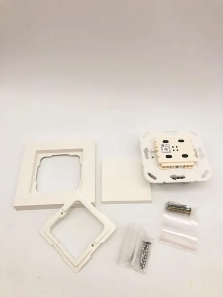 przelacznik-eve-light-switch-bluetooth-seria-light-switch