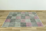 dywan-do-salonu-pokoju-szary-fioletowy-kratka-patchwork-luna-200x290-cm-kolor-odcienie-szarosci-kremowy-odcienie-fioletowego-odcienie-rozowego-czarny-wzor-jodelka