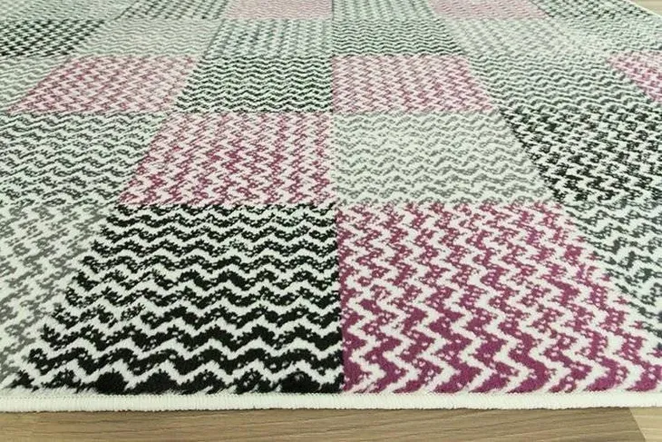 dywan-do-salonu-pokoju-szary-fioletowy-kratka-patchwork-luna-200x290-cm-kolor-odcienie-szarosci-kremowy-odcienie-fioletowego-odcienie-rozowego-czarny-kod-produktu-503568-56935-violet