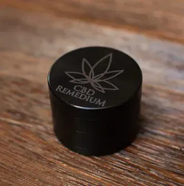 metalowy-mlynek-grinder-4cz-do-mielenia-suszu-40mm