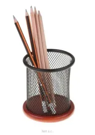 kubek-przybornik-czarny-z-drewnem