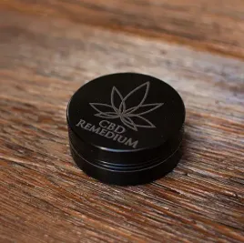 metalowy-mlynek-grinder-2cz-do-mielenia-suszu-40mm