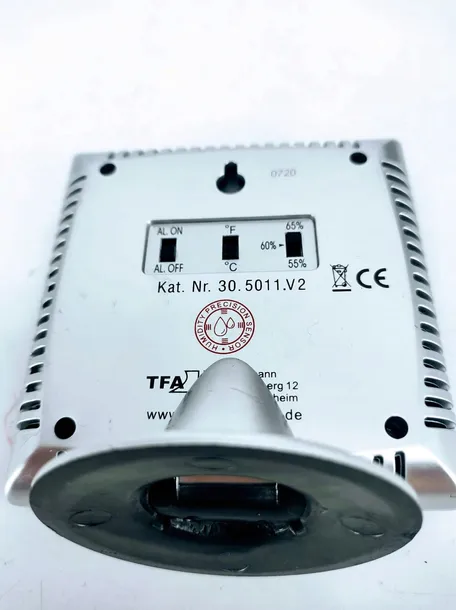 termohigrometr-tfa-30-5011-comfort-control-material-tworzywo-sztuczne