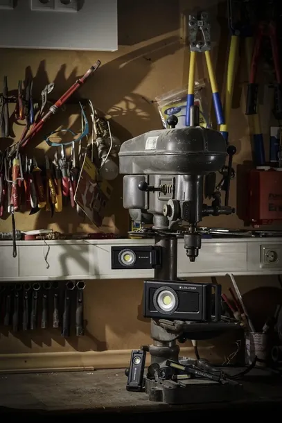 latarka-ledlenser-if4r-music-stan-nowy-waga-400-g