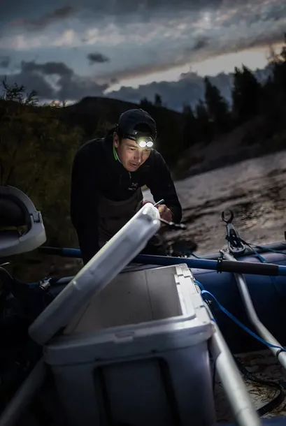 latarka-ledlenser-h19r-core-stan-nowy