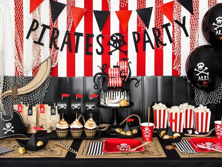 toppery-na-tort-piraci-5-szt-stan-nowy