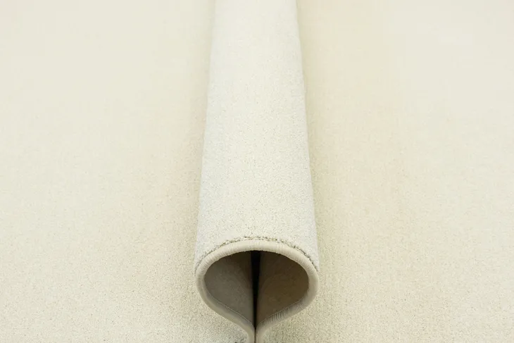 dywan-kremowy-lsniacy-do-salonu-salonu-jasny-na-filcu-forest-150x200-cm-grubosc-12-mm-kolor-kremowy-kod-produktu-w-forest-70