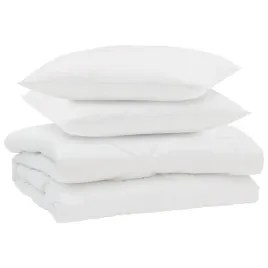letnia-koldra-mikrofibrowa-z-dwoma-poduszkami-w-minimalistycznym-stylu
