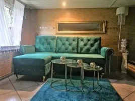 sofa-narozna-rozkladany-z-pojemnikiem-glamour-rogowka-funkcja-spania