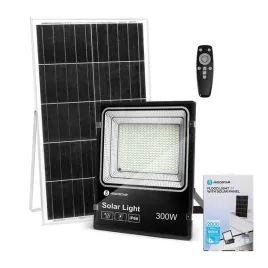 naswietlacz-solarny-led-300w-or-2000lm-or-panel-solarny-25w-ip66-pilot