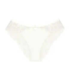 majtki-damskie-triumph-wild-gardenia-florale-tai-0040